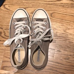 Grey converse